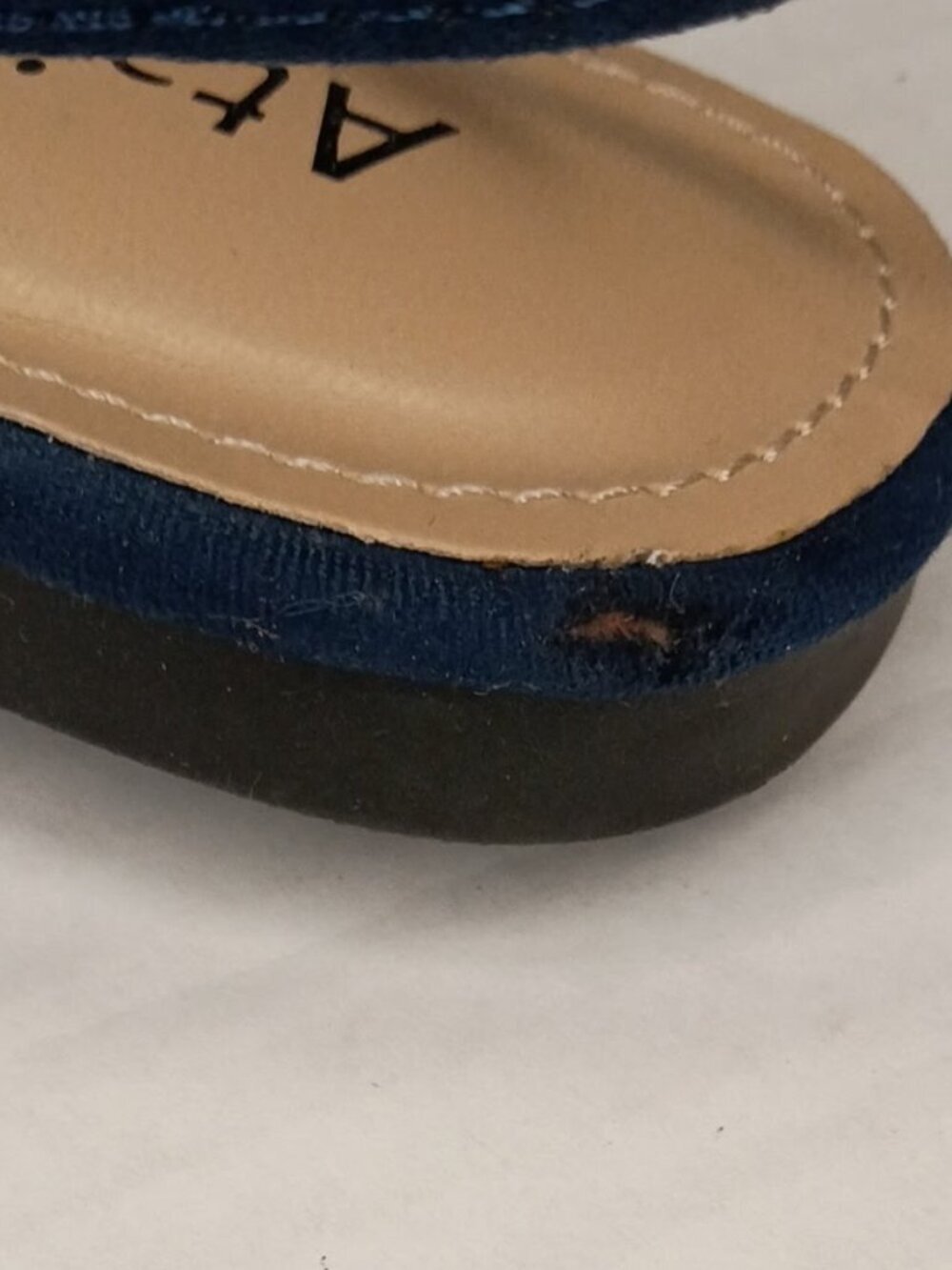 Ataiwee Navy Faux Suede Pointed Toe Slingback Flats Women’s 8W - Picture 9 of 9